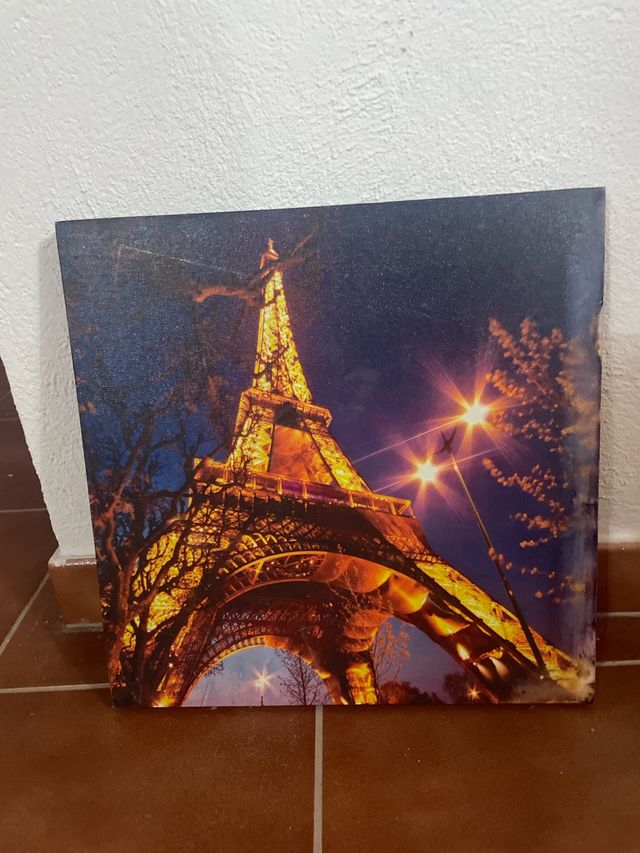 Cuadro Torre Eiffel Noche. Precio negociable