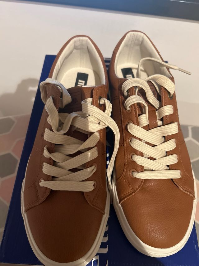 Zapatillas Mustang Marrones Talla 42