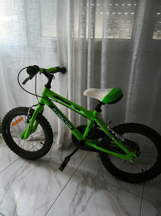 Bicicleta infantil 16 Atractor con ruedines