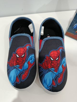 Zapatillas Spiderman niño talla 31