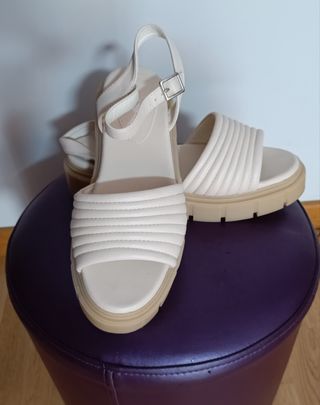 Sandalias MTG Beige