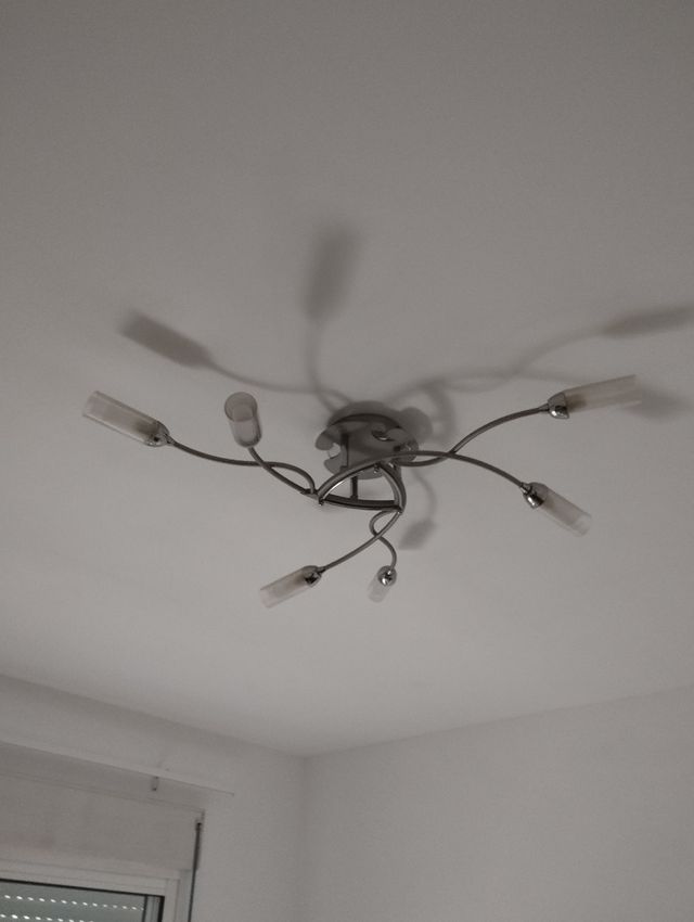 Lámpara de techo moderna