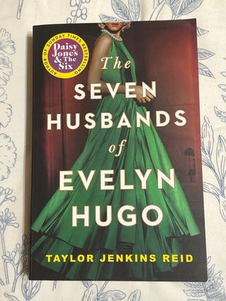 Seven Husbands of Evelyn Hugo
