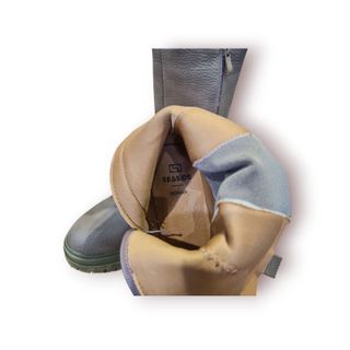 Botas Seaside Cinza Tam. 37 Cano Médio c/ Corrente