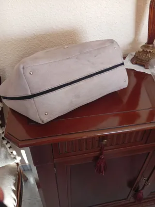 Bolso Purificación García ante beige