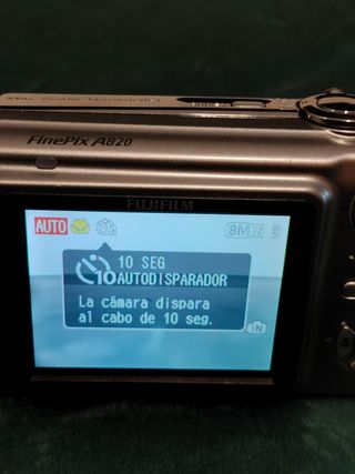 Cámara Digital Fujifilm FinePix A820 Plata