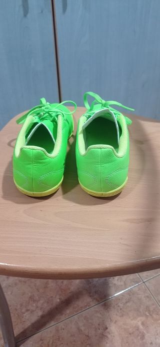 Adidas Fútbol Sala Verde y Amarillo