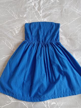 Vestido azul sin tirantes