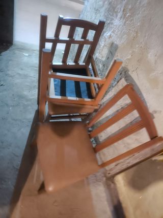 Urge - 3Sillas de Madera Marrones