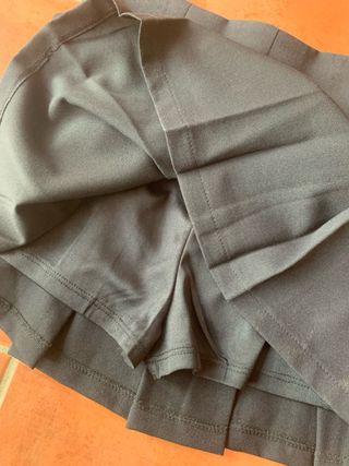 Falda pantalon  N de Nube Negra Talla M/38