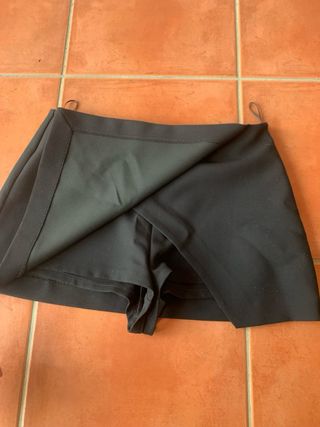 Falda pantalón negra
