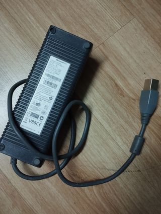 Cargador Original Xbox 360 Microsoft funcionando