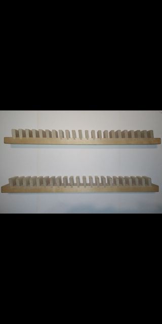 ORGANIZADOR DE CD'S DE MADERA