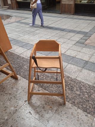 TABURETE DE MADERA PARA BEBÉ, CARTAGEN 666*973*503