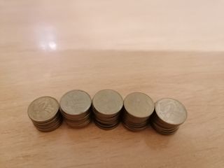 47 MONEDAS 5 PESETAS 
AÑO 1990 - 2001