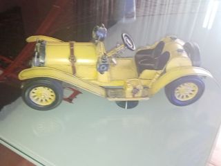 Coche de Juguete Decorativo Amarillo