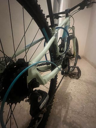 Bicicleta de montaña Cube Acid