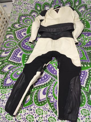 Traje de moto Dainese 2 piezas mujer, talla 52