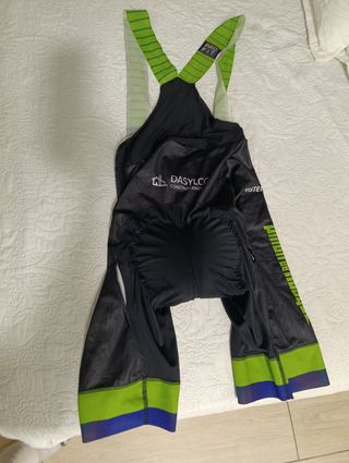 Maillot y culotte Ciclismo FASTER Piñón de Ataque 