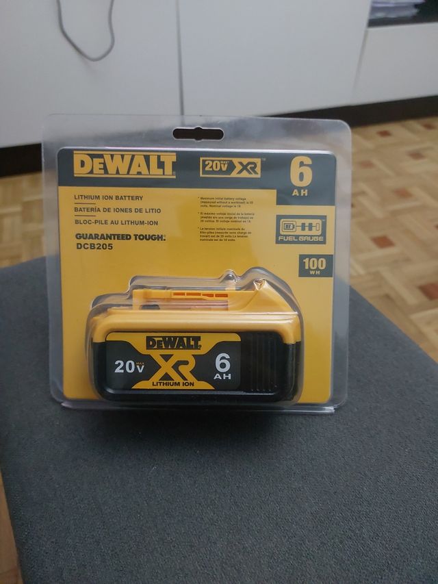 Batería Dewalt 20V 6Ah Nueva