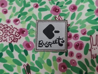 Mochila escolar con estampado floral