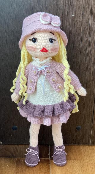 Muñeca Crochet Hecha a Mano