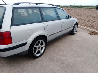 Volkswagen Passat 2002 está todo bien 