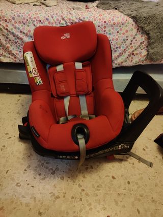 Silla coche Britax Römer Dualfix i-Size Roja 360