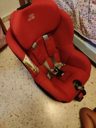 Silla coche Britax Römer Dualfix i-Size Roja 360