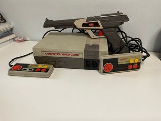 Consola Videojuegos NES Replica + Pistola y Mandos