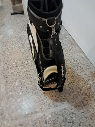 Bolsa de golf Adams con palos