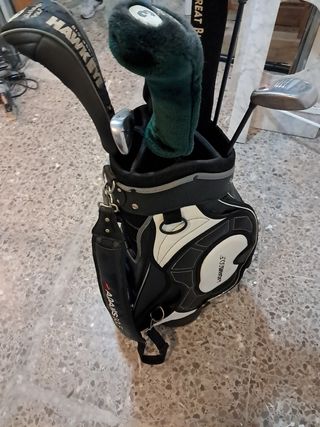 Bolsa de golf Adams con palos