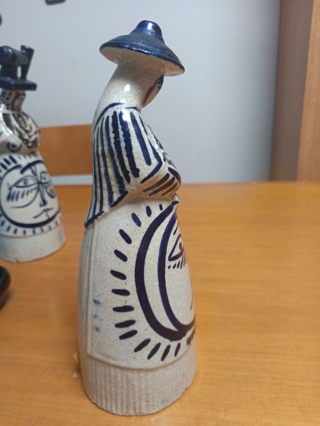 Cerámica Otero Regalvde Viveiro Campesina