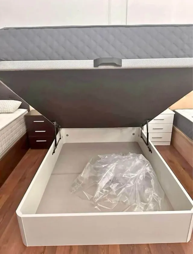 Divani e materassi NUOVISSIMI!! ️