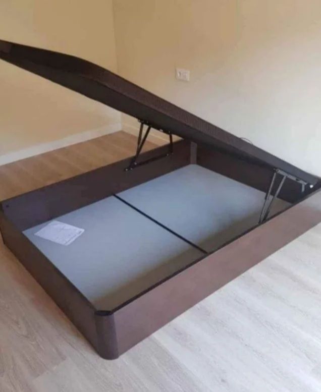 Divani e materassi NUOVISSIMI!! ️