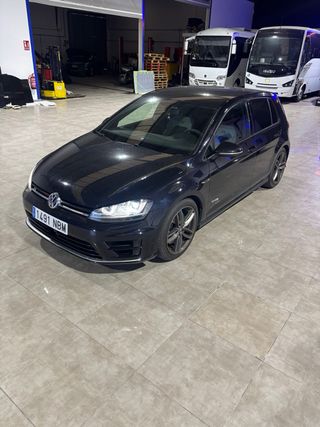 Volkswagen Golf R300 2016