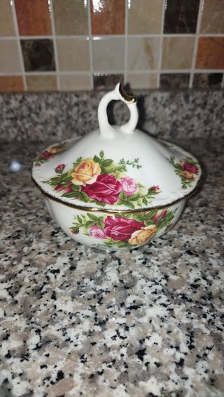 Zuccheriera Royal Albert in porcellana