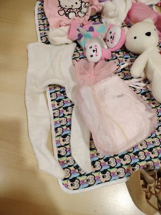 Bebé Reborn,  Cochecito Paseo y accesorios