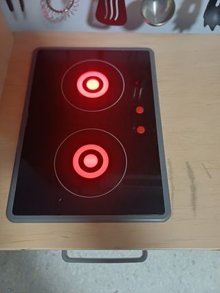 Cocinita IKEA con accesorios. 