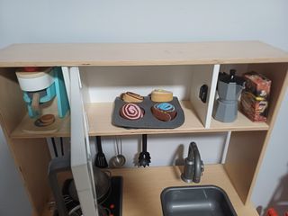 Cocinita IKEA con accesorios. 