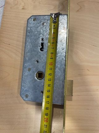 Cerradura ARCU 322 Izquierda + 18 Llaves