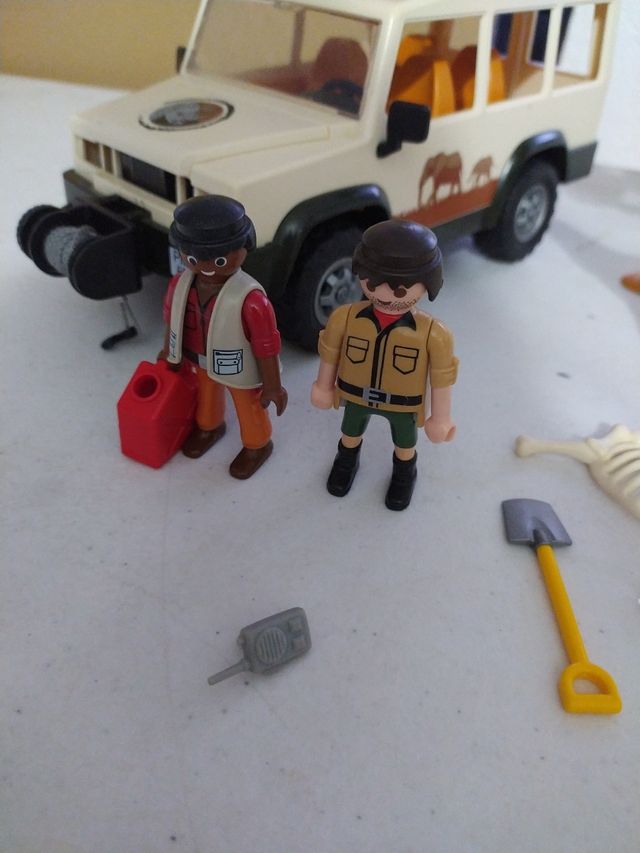 Camión Safari Playmobil con Accesorios