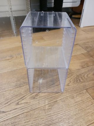 Estanterías apilables para CDs