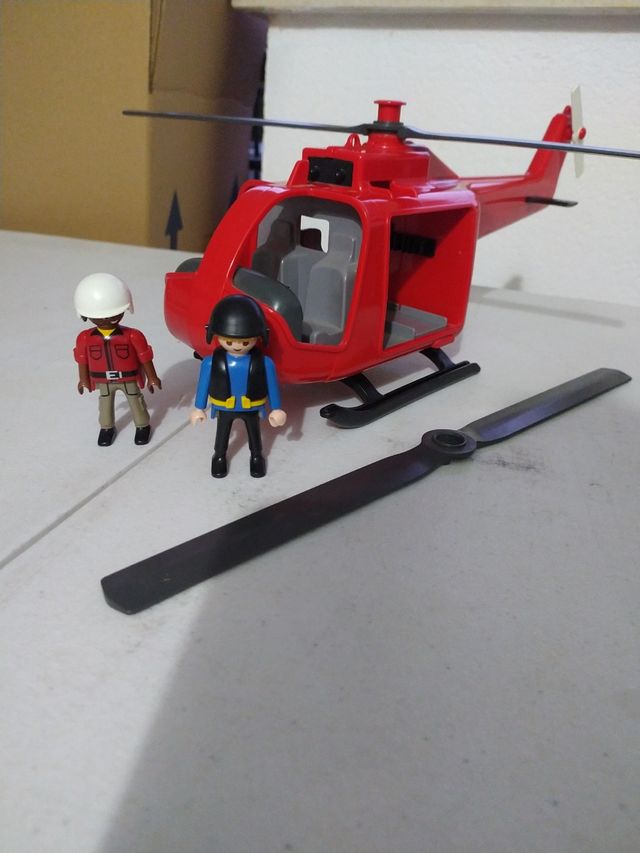 Helicóptero Rojo Playmobil con Figuras