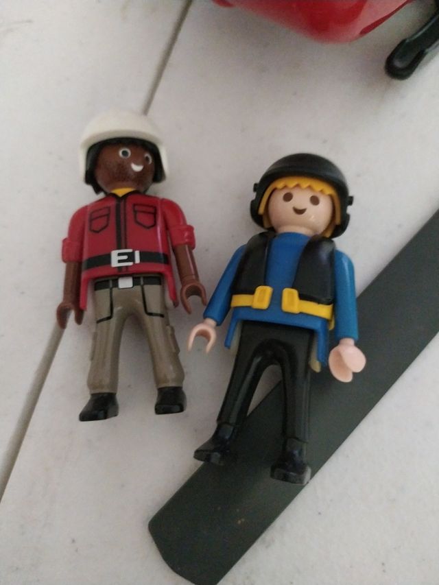 Helicóptero Rojo Playmobil con Figuras
