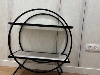 Mueble tipo “camarera”.