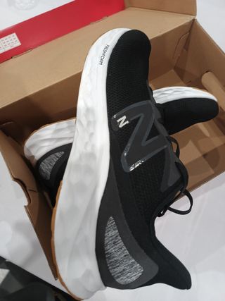 Zapatillas New Balance Running Talla 50