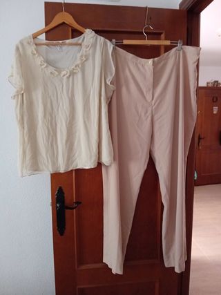 Conjunto de ropa beige