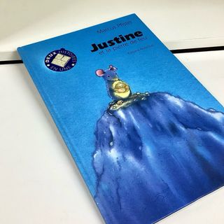 Libro: Justine et la pierre de feu (French)