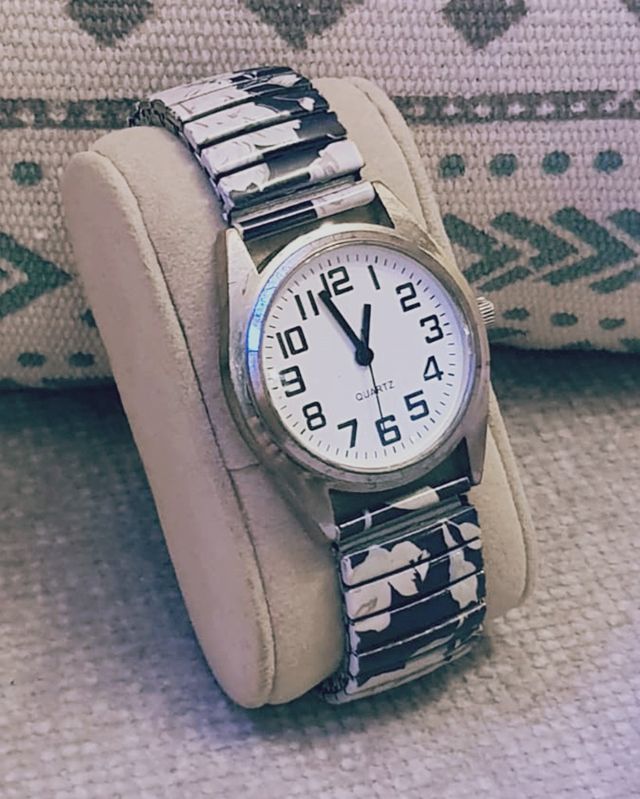 Reloj de señora con estampado floral